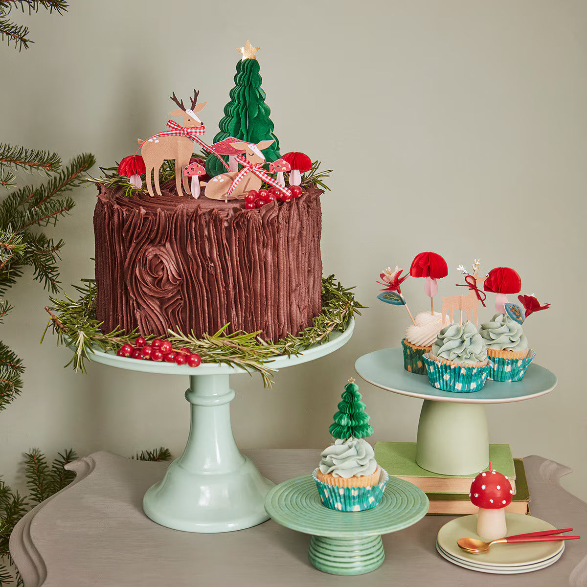 WINTER WOODLAND CUPCAKE KIT