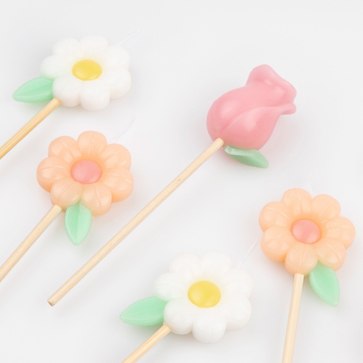 FLOWER GARDEN CAKE CANDLES - OTHERLETTERS