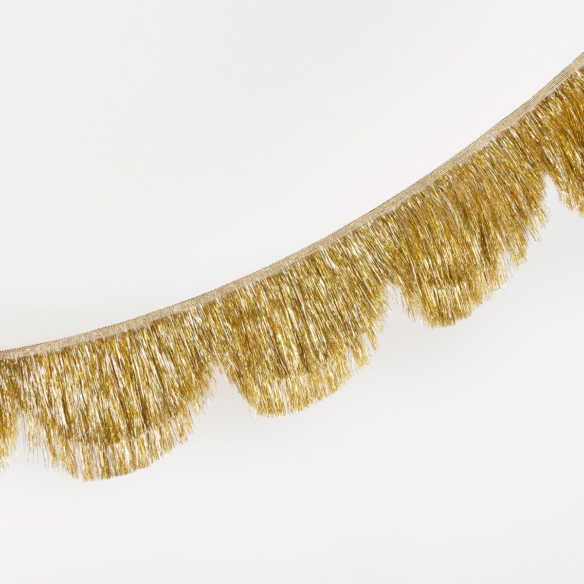 GOLD FRINGE SCALLOP GARLAND - OTHERLETTERS