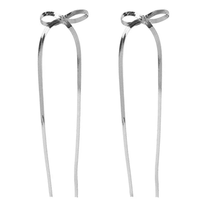 BOW TIE EARRINGS SILVER - OTHERLETTERS