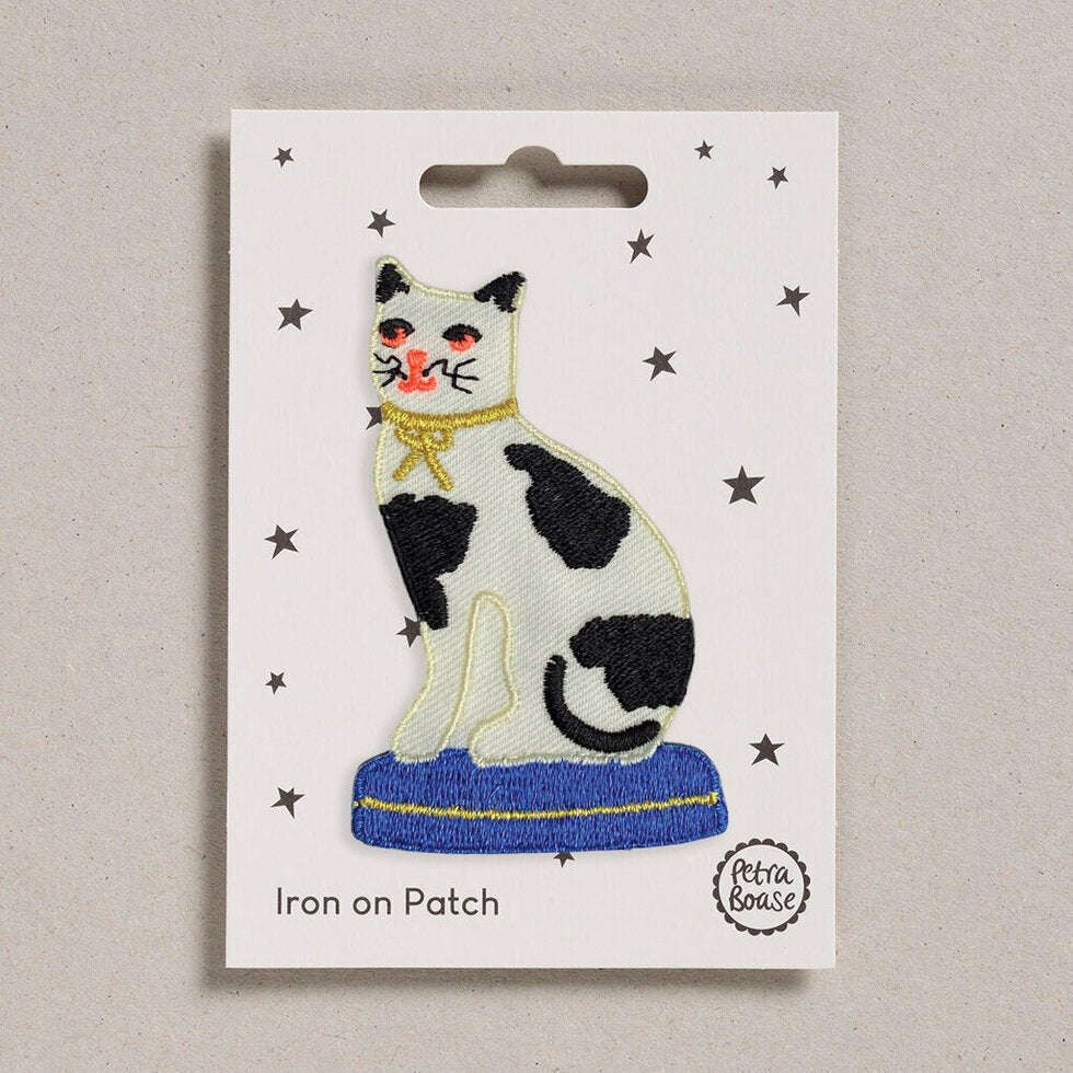 IRON ON PATCH | CAT WITH BOW - OTHERLETTERS