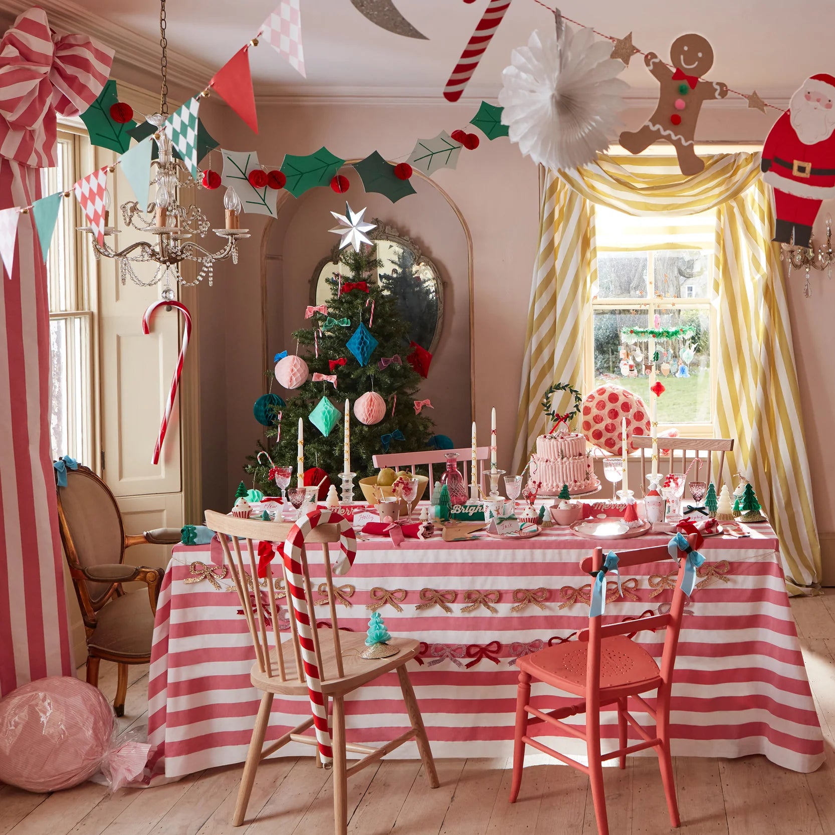 Honeycomb holly garland styled in a Christmas setting