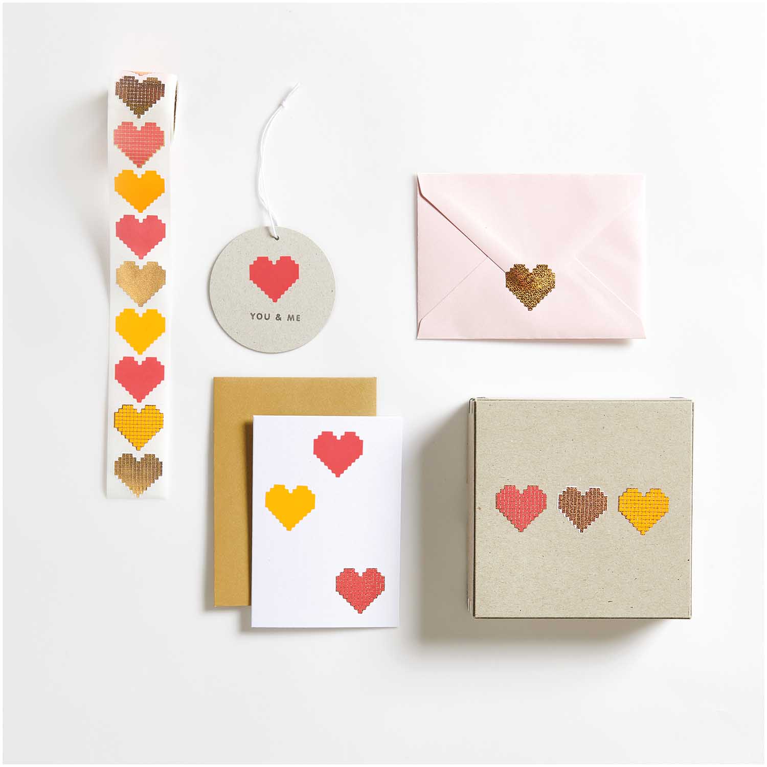 MINI DIGITAL HEARTS STICKERS ON A ROLL - OTHERLETTERS