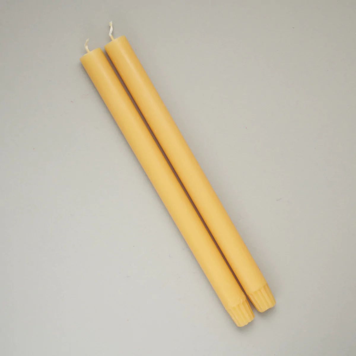 BEESWAX DINING CANDLES (PAIR)