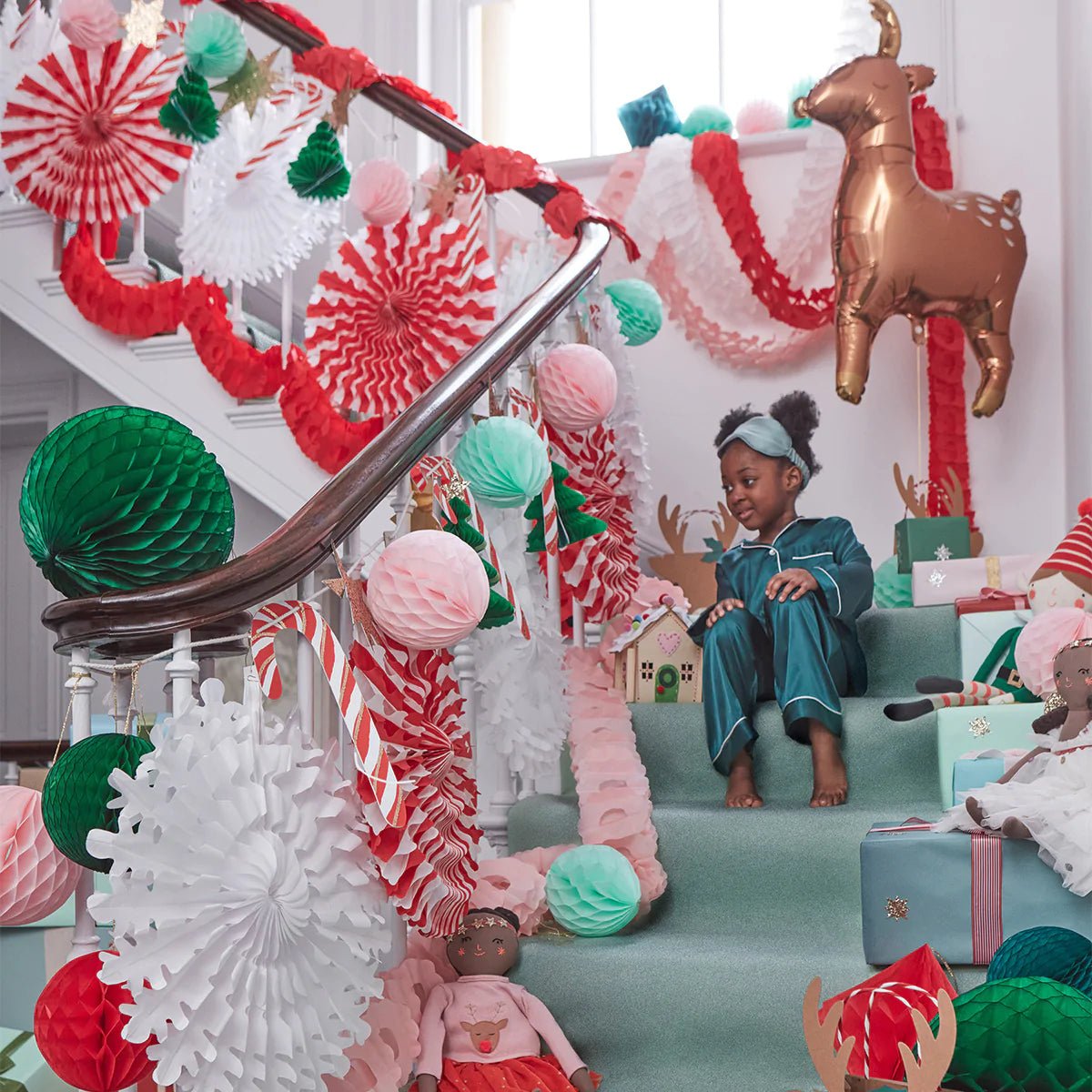 FESTIVE HONEYCOMB GARLANDS - OTHERLETTERS