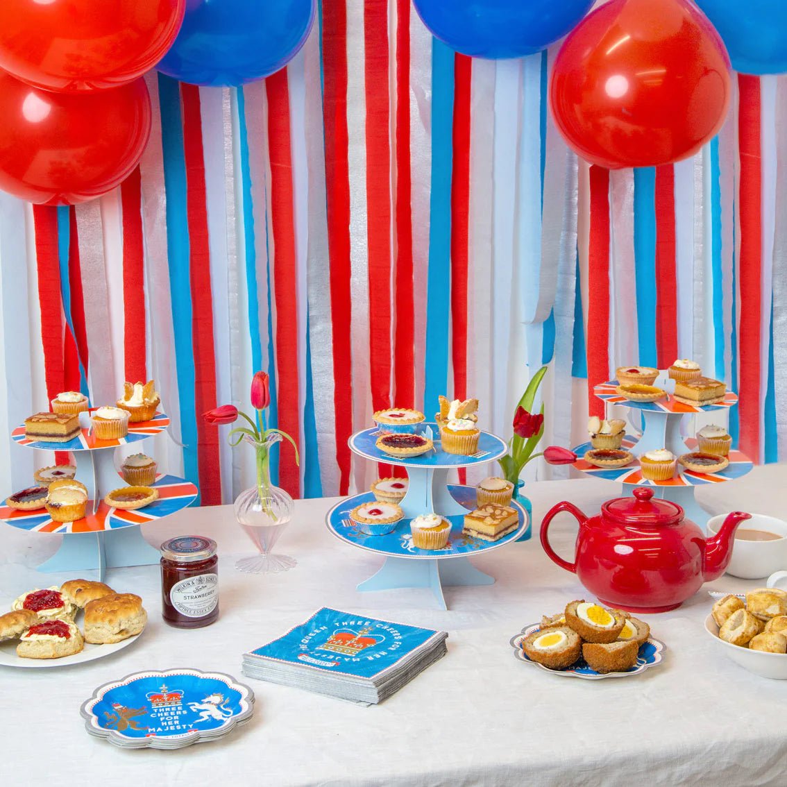 KINGS CORONATION PAPER PLATES - OTHERLETTERS