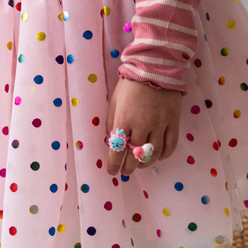 CUTE RINGS IN HEART BOX