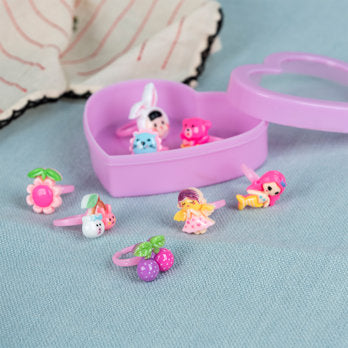 CUTE RINGS IN HEART BOX