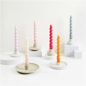 SHORT SPIRAL CANDLE | SOFT NEON NEON ORANGE