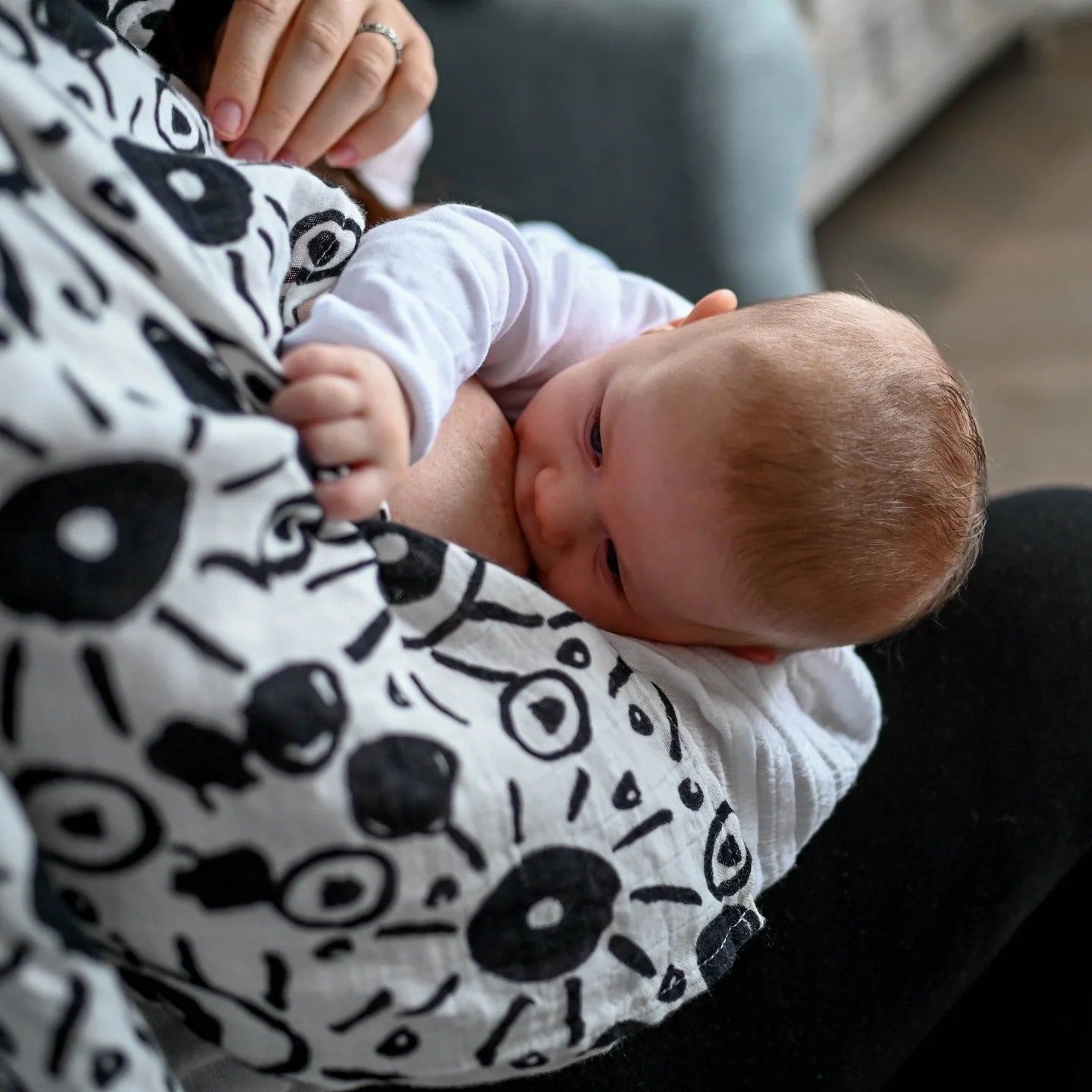 XL EYES MUSLIN - for newborn to 4 months old babies | BY ETTA LOVES