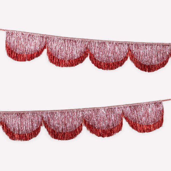 PINK FRINGE SCALLOP GARLAND - OTHERLETTERS