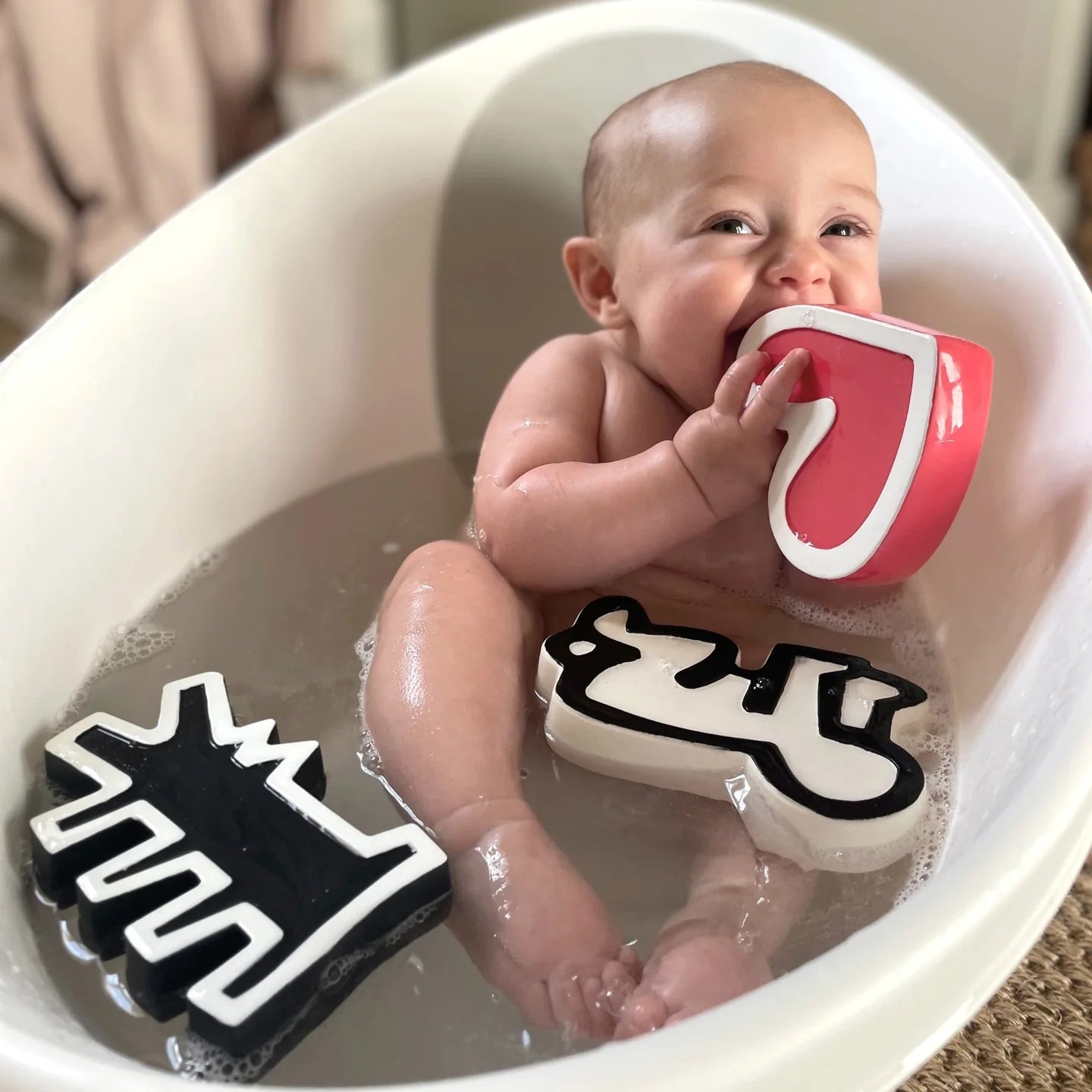 KEITH HARING BATH TOYS - Suitable from birth