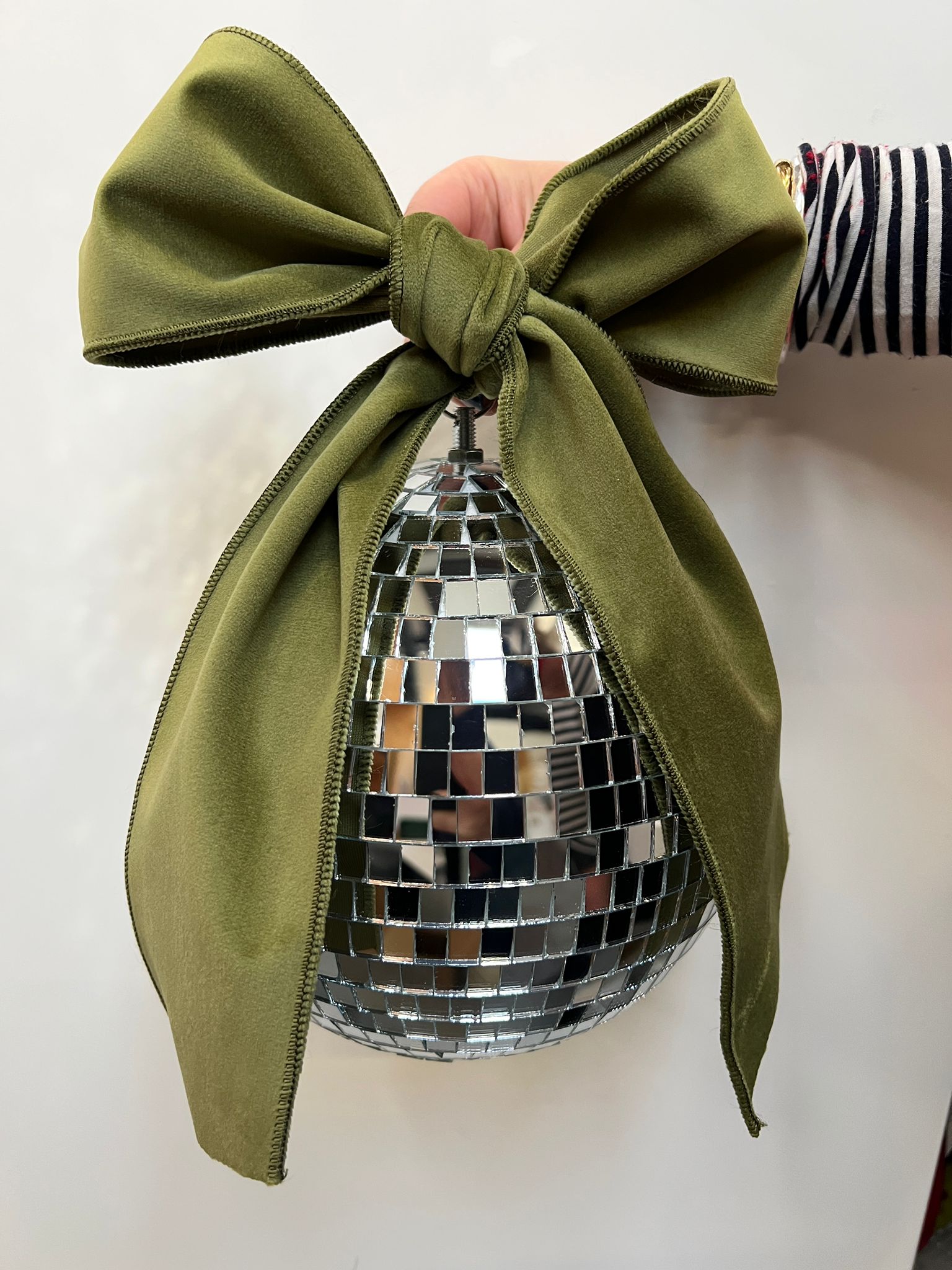 BOWS FOR DISCO BALLS | 6 COLOURS AVAILABLE