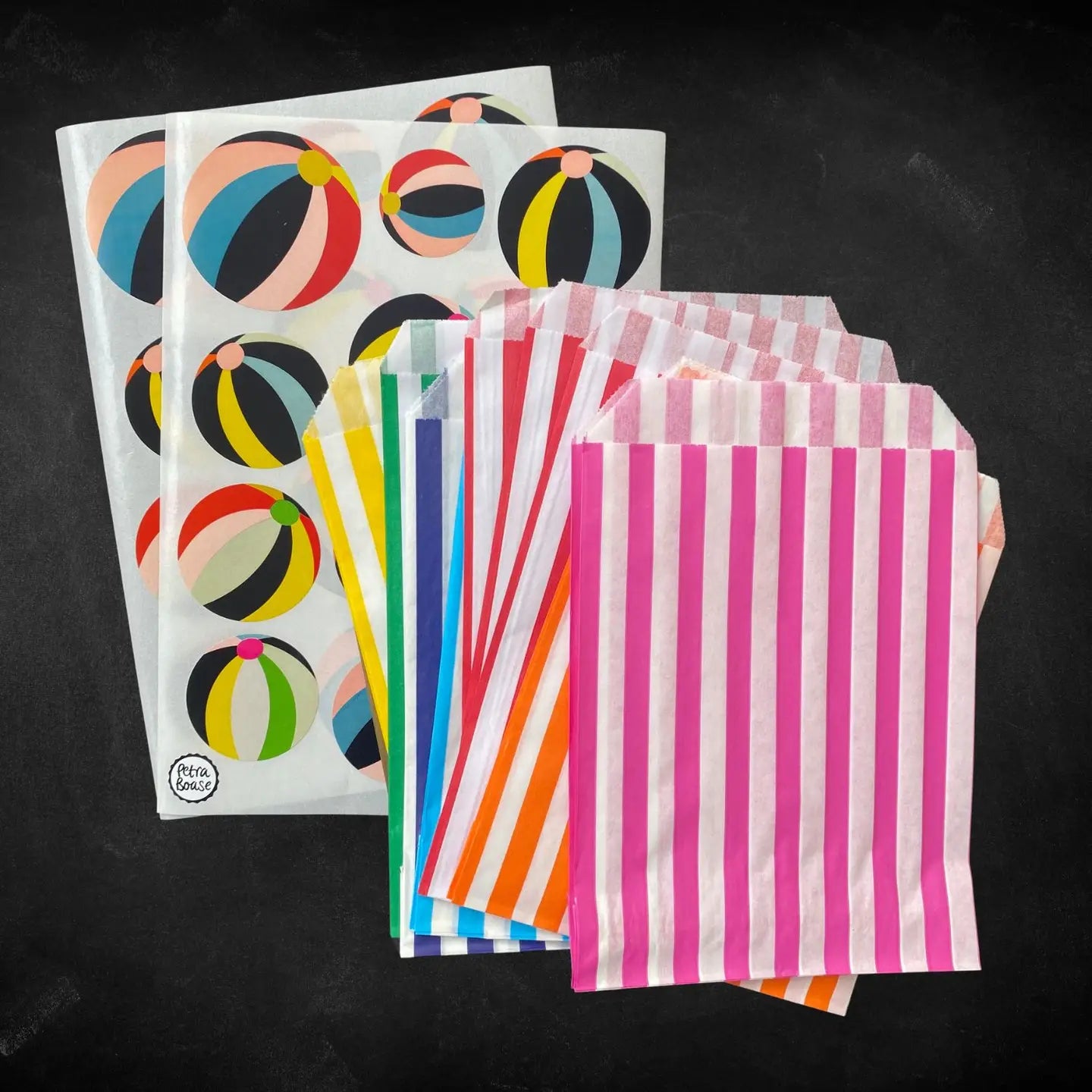 24 ASSORTED PATTERN PAPER PARTY FAVOUR BAGS AND STICKERS - OTHERLETTERS