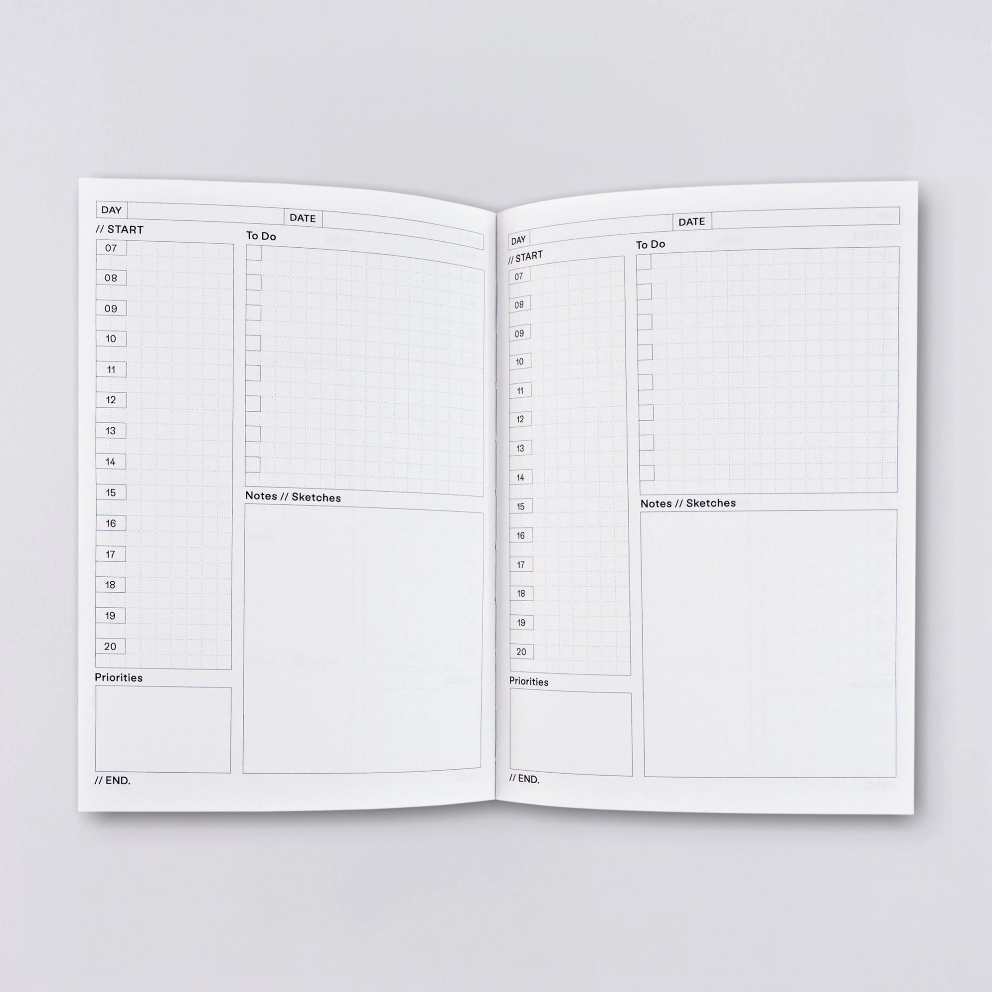 HILDY UNDATED DAILY PLANNER | BY THE COMPLETIST