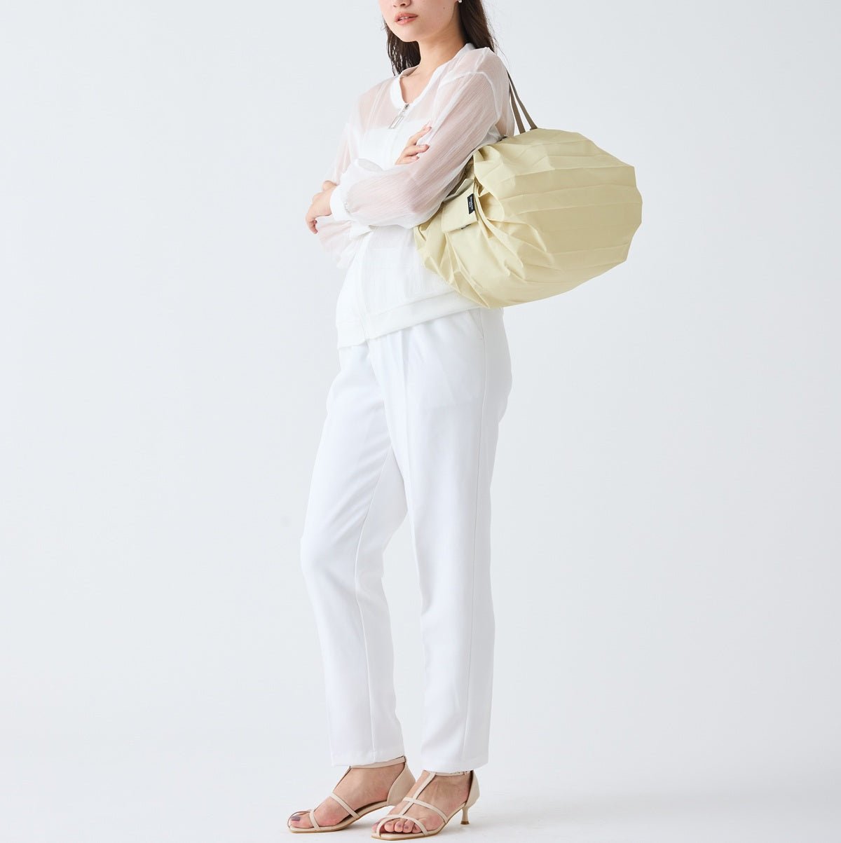 CASHEW NUTS SHUPATTO COMPACT BAG | M - OTHERLETTERS