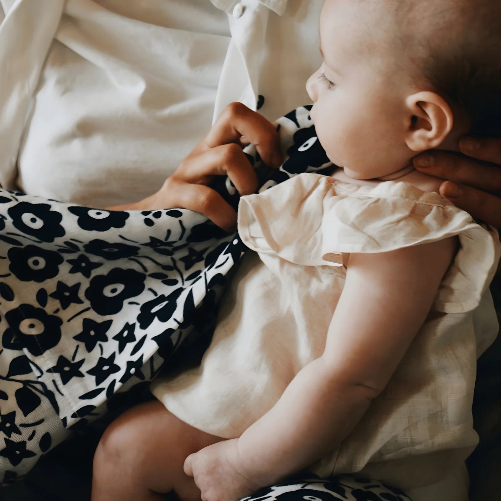 ETTA LOVES X LIBERTY SENSORY XL MUSLIN SWADDLE