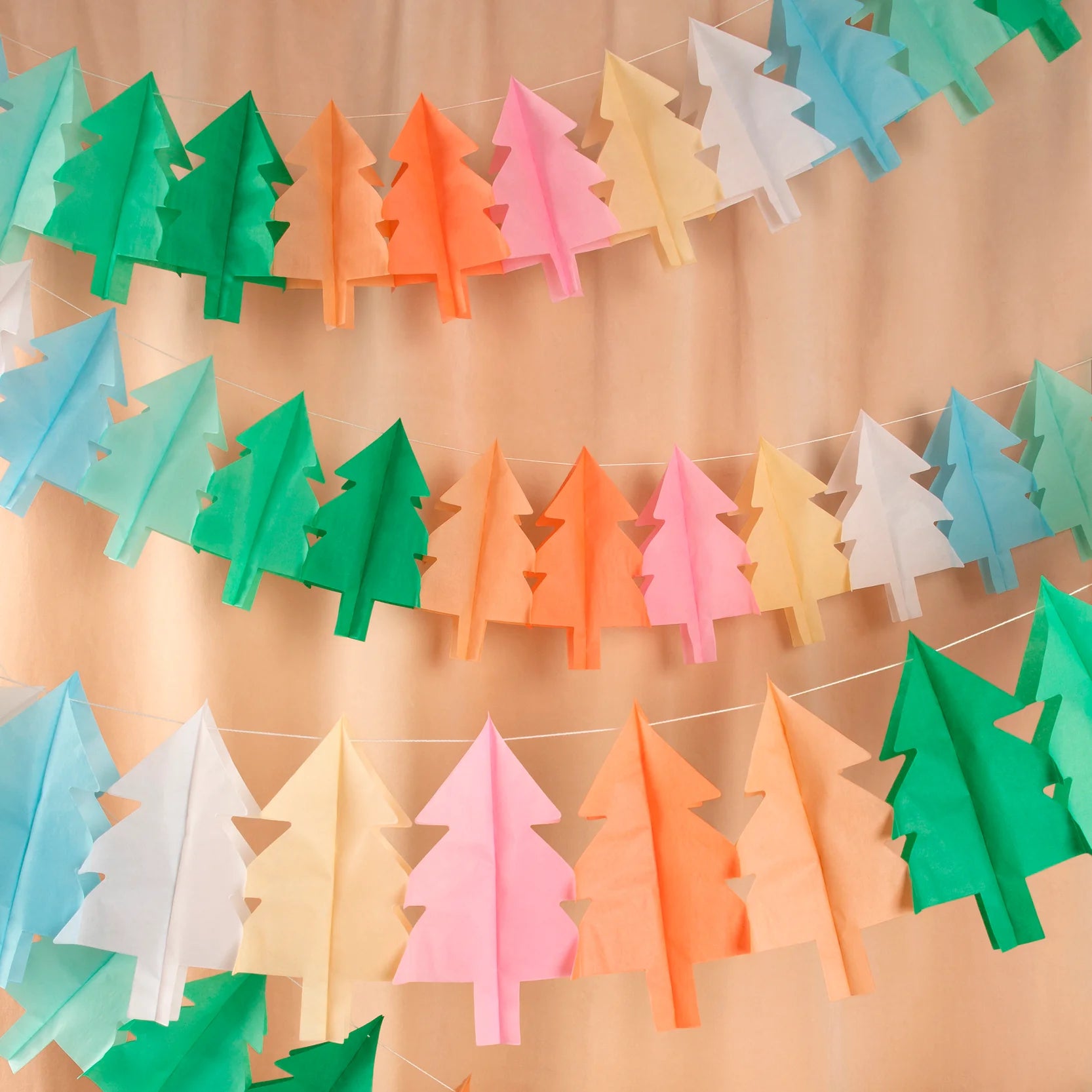 TISSUE PAPER CHRISTMAS TREE GARLAND