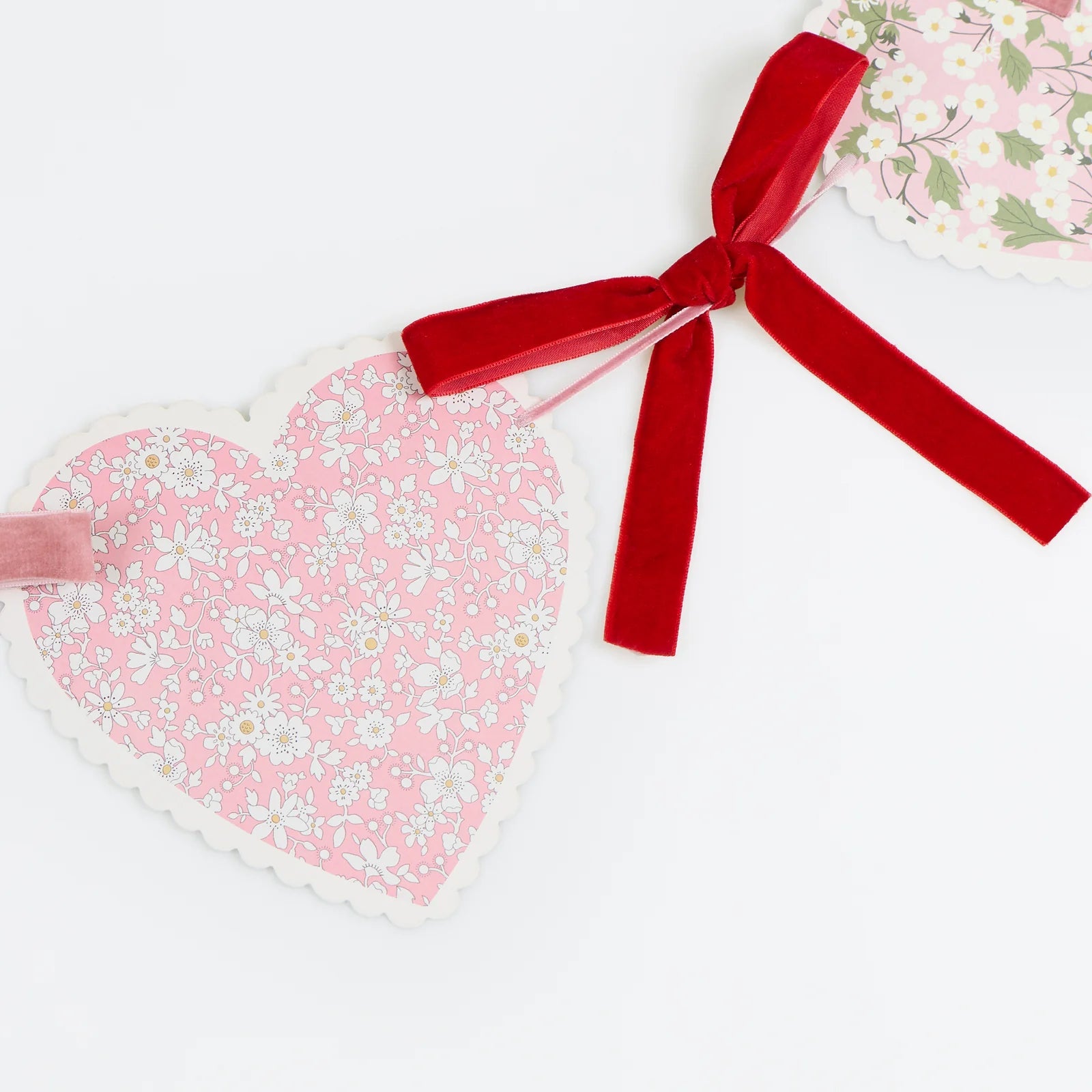 MERI MERI X LIBERTY HEART GARLAND - OTHERLETTERS