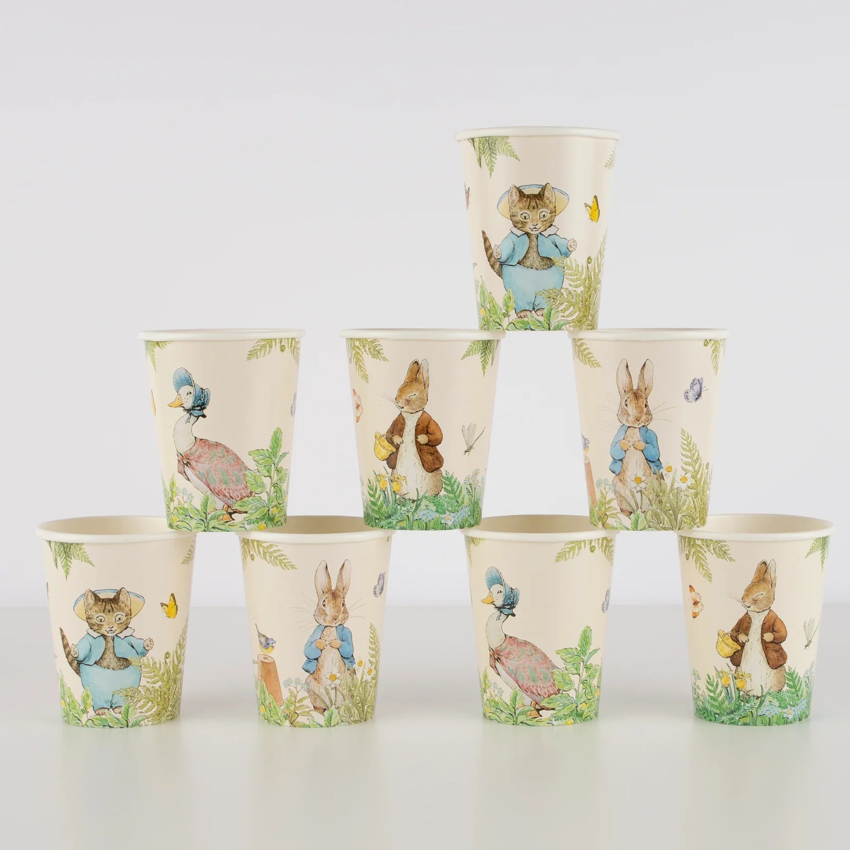 PETER RABBIT IN THE GARDEN | PAPER CUPS - OTHERLETTERS