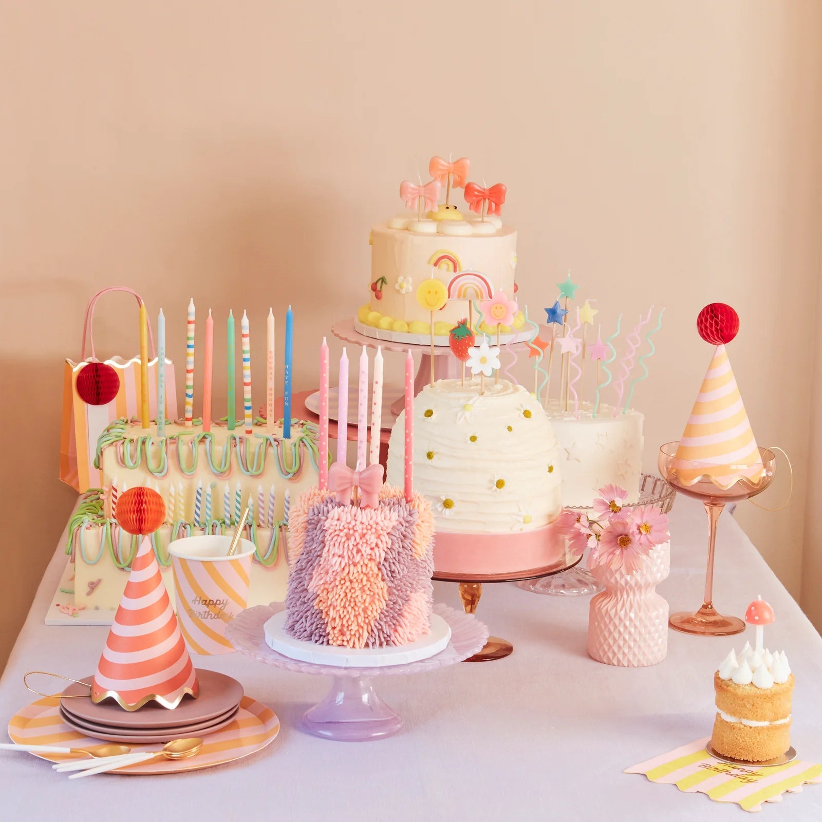 PINK BOW SHAPED CAKE CANDLES - OTHERLETTERS