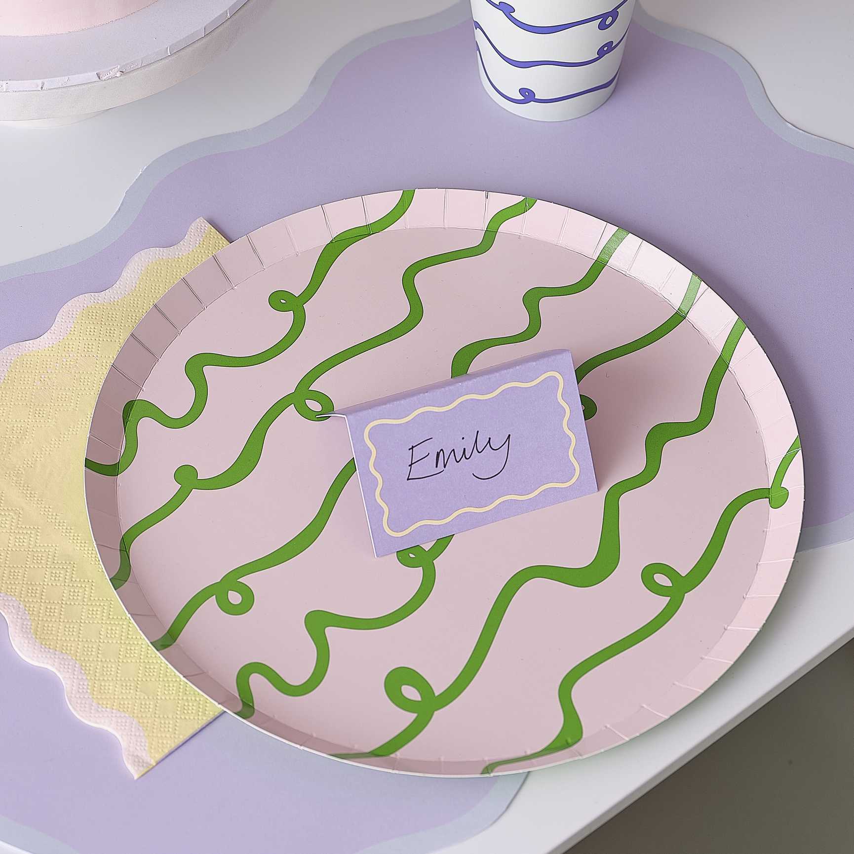 WAVY PASTEL MIX PLACE CARDS