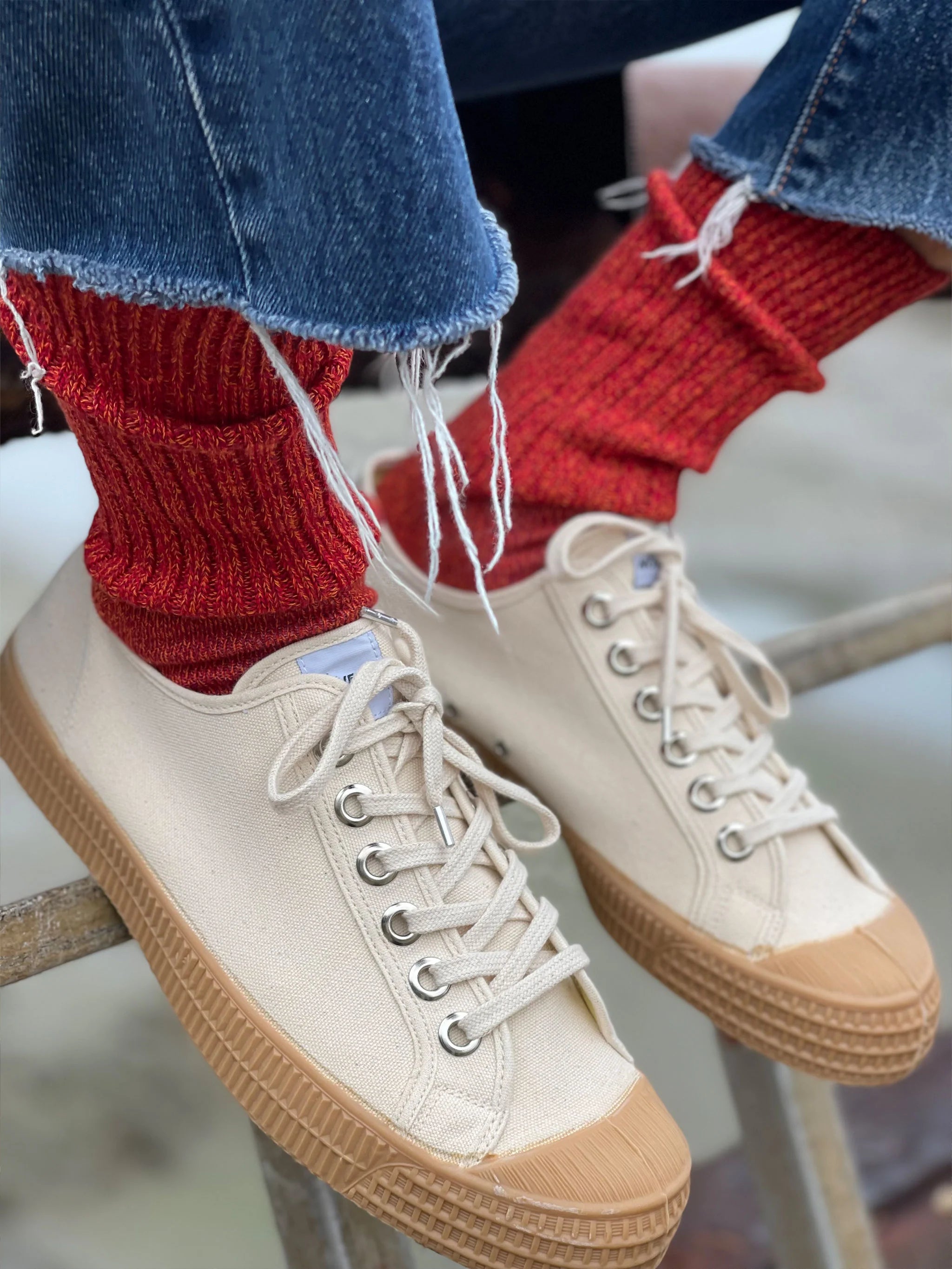 THE SUNNYSIDE MENS CREW LENGHT SOCKS - OTHERLETTERS