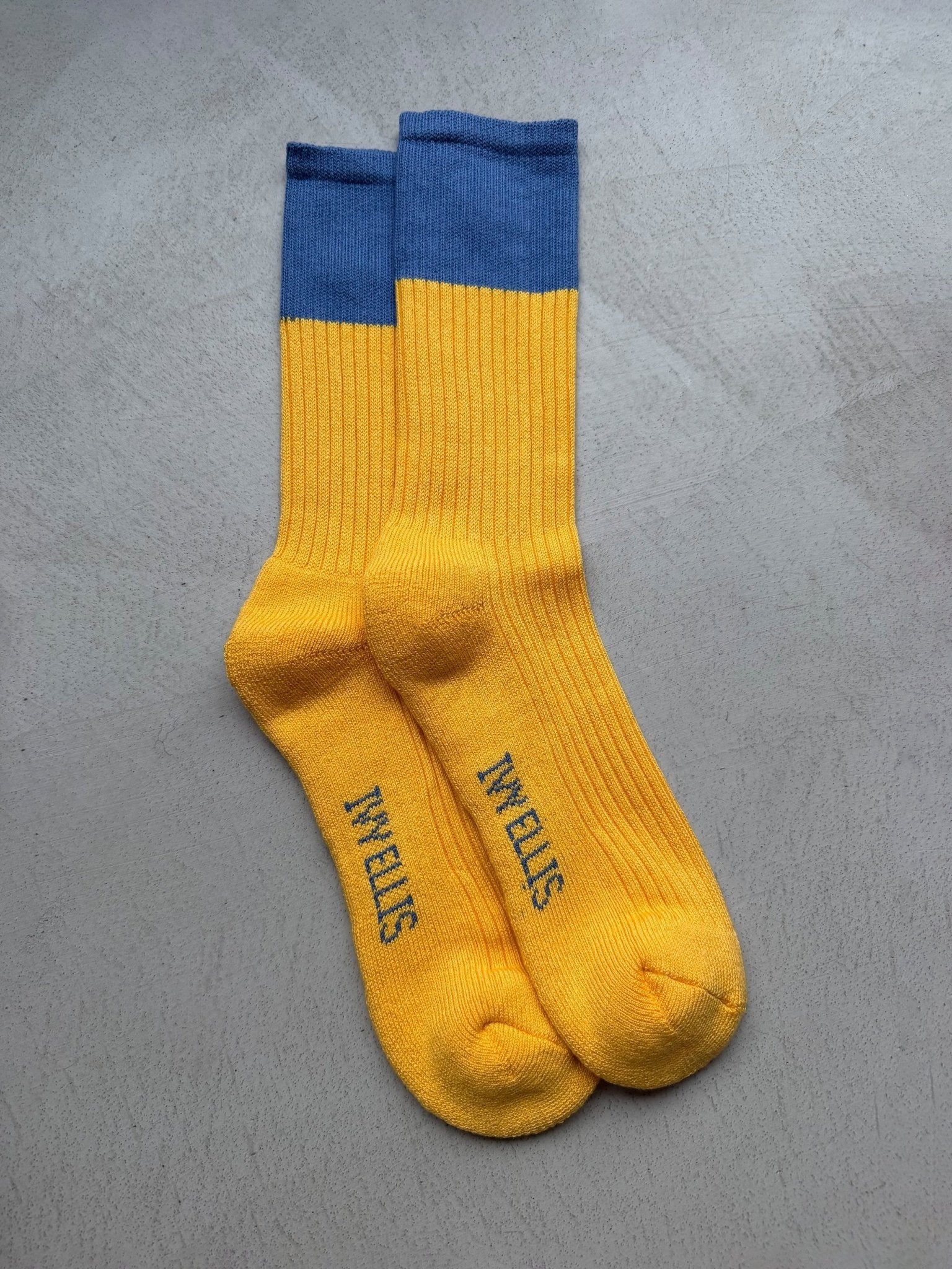 THE LADA MEN'S CREW LENGTH SOCKS - OTHERLETTERS