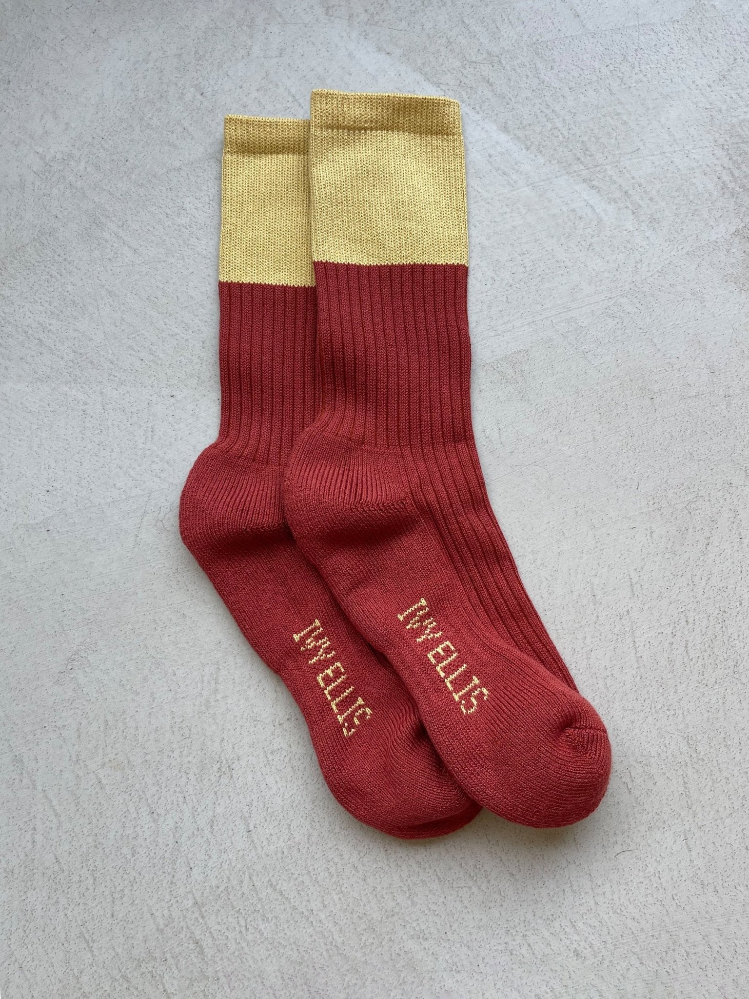 THE PERUN MEN'S CREW LENGTH SOCKS - OTHERLETTERS