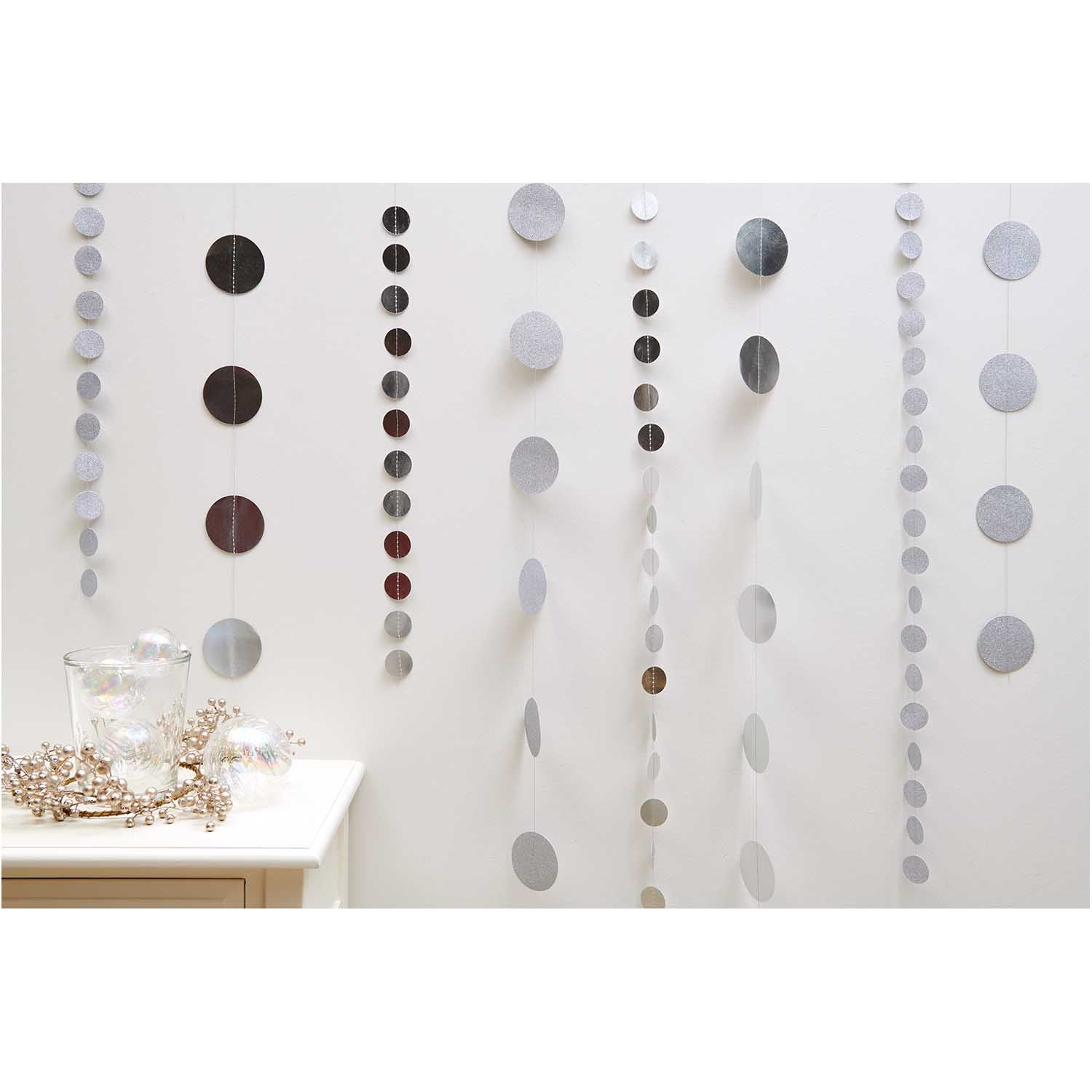 SEWN CIRCLE GARLAND | SILVER METALLIC PAPER