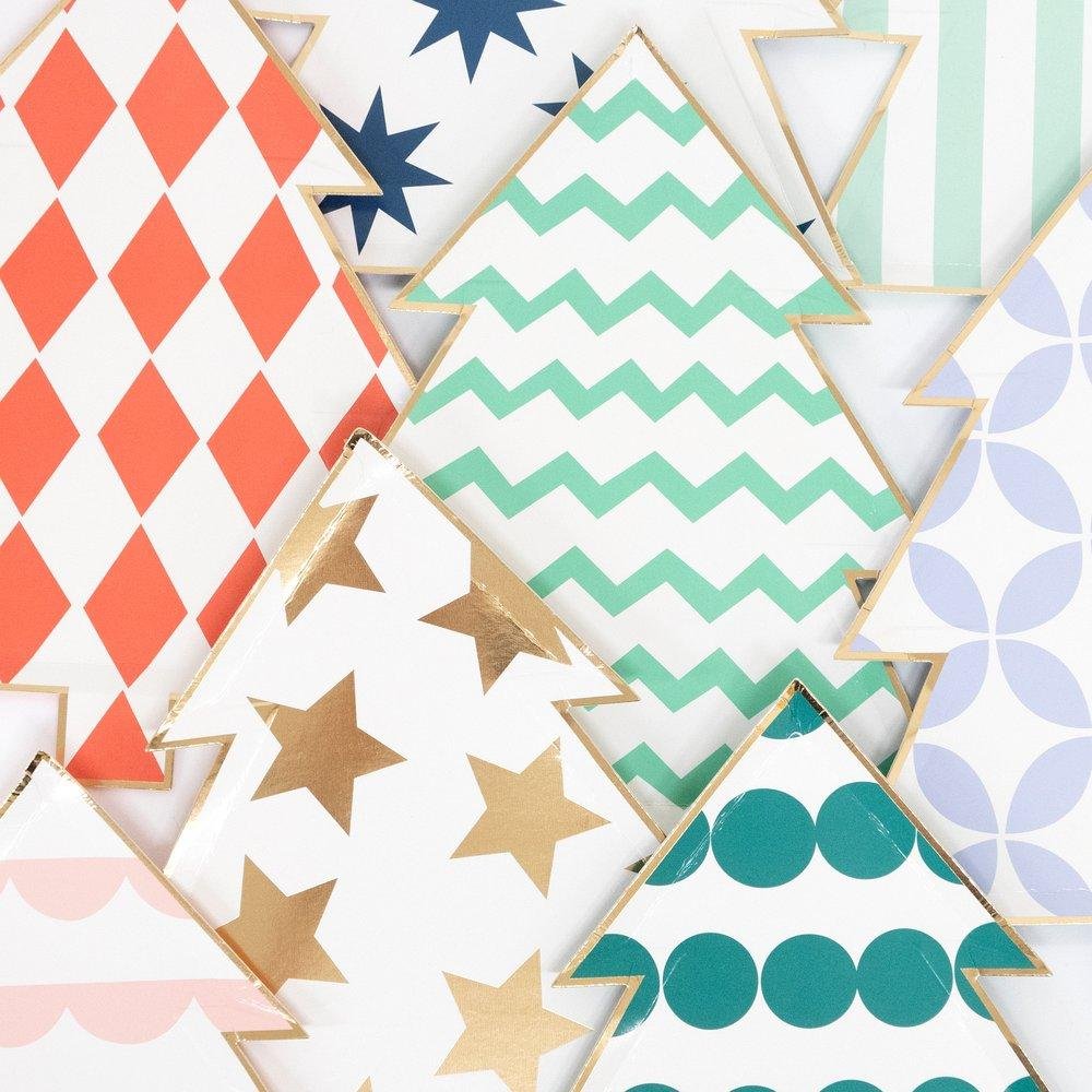 PATTERNED CHRISTMAS TREE | PAPER PLATES