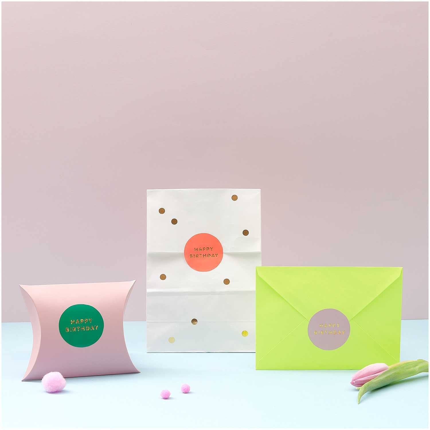 HAPPY BIRTHDAY STICKERS ON A ROLL - OTHERLETTERS