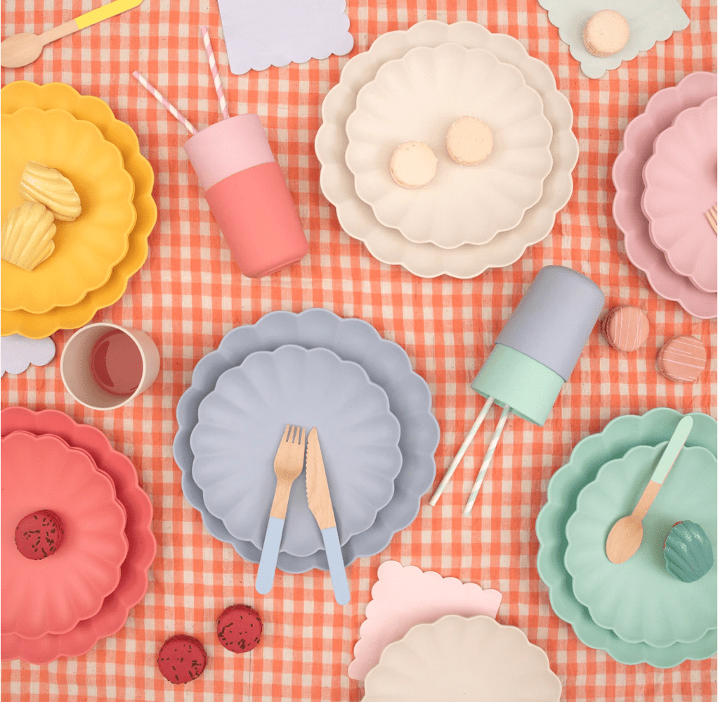 LARGE BAMBOO FIBRE MIXED COLOUR PLATE SET - OTHERLETTERS